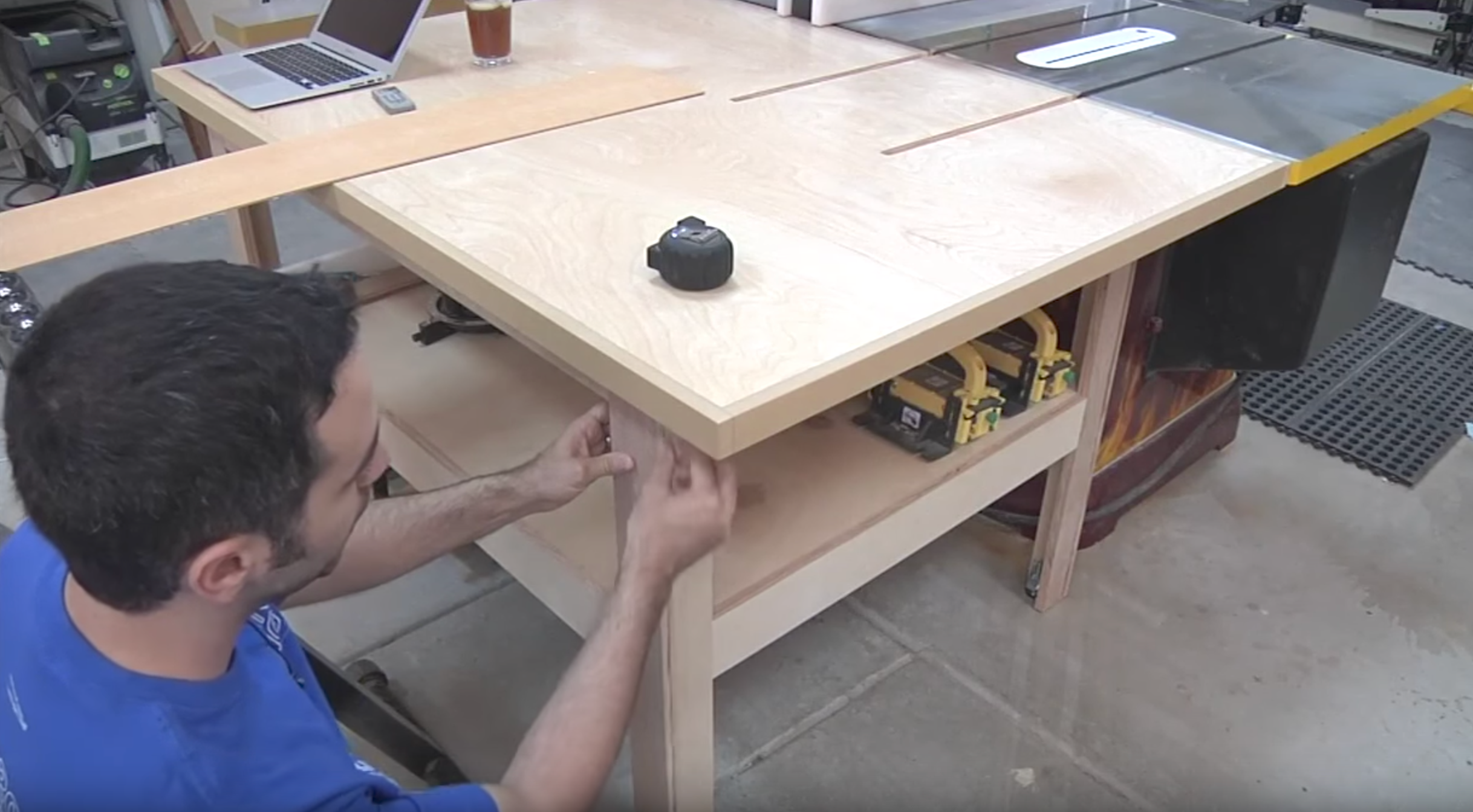 The 1-Hour Workbench / Outfeed Table // Woodworking DIY 