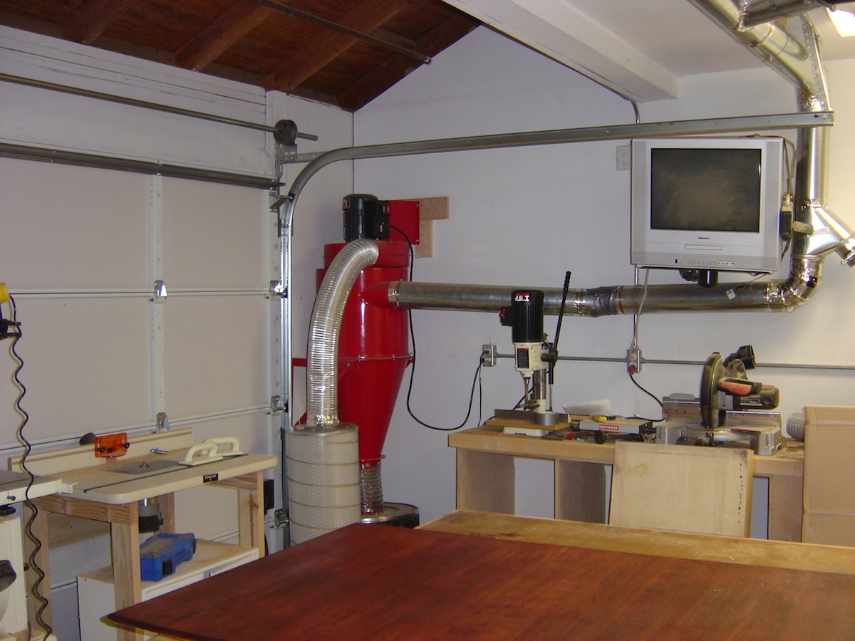 Woodworking dust collection duct